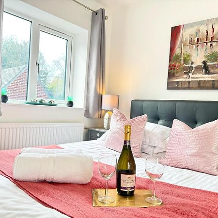 Walnut Flats-F5, Stylish 1-Bedroom - Parking, Netflix, Wifi - Close To Oxford, Bicester & Blenheim Palace Kidlington Extérieur photo