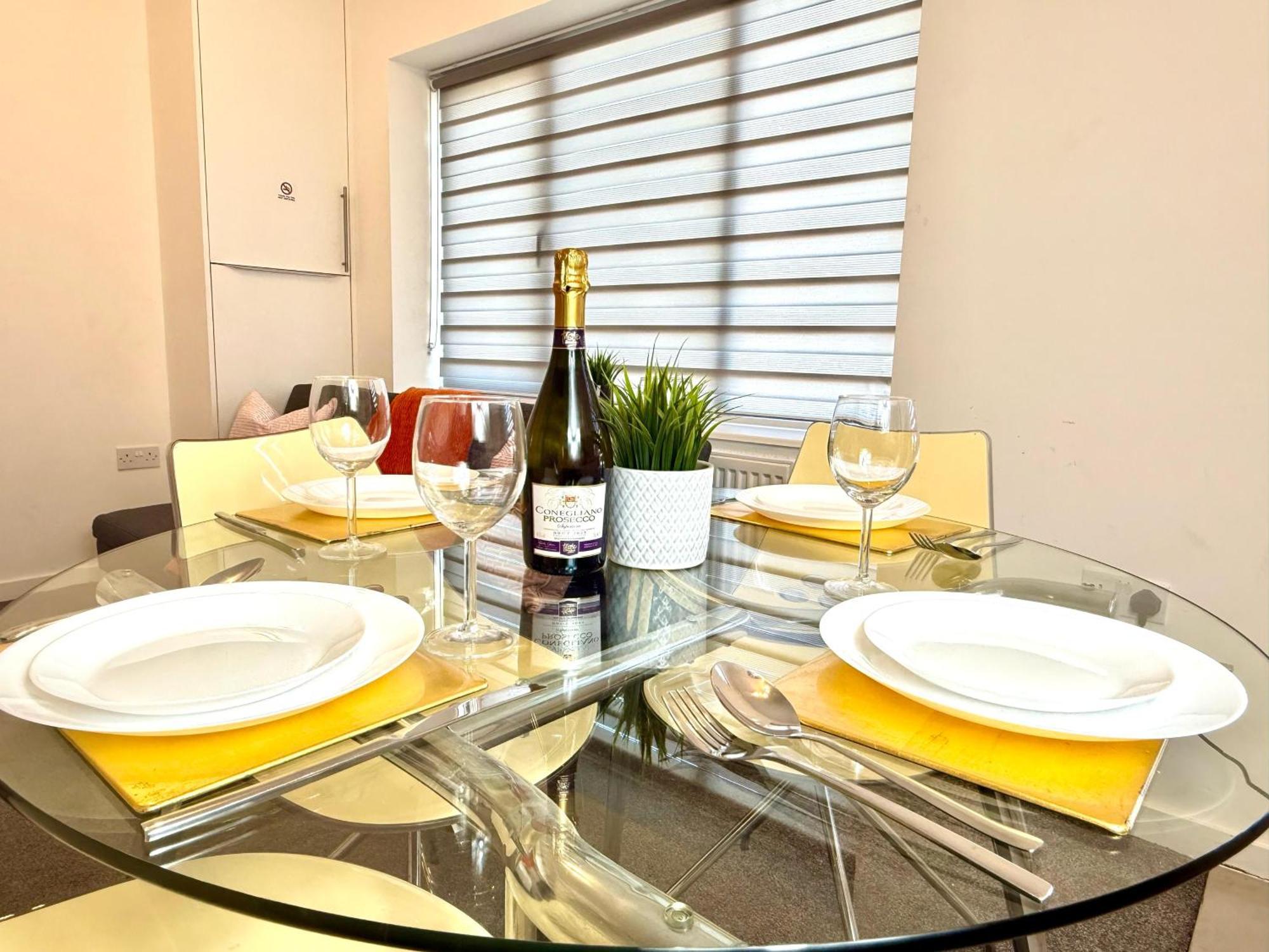 Walnut Flats-F5, Stylish 1-Bedroom - Parking, Netflix, Wifi - Close To Oxford, Bicester & Blenheim Palace Kidlington Extérieur photo