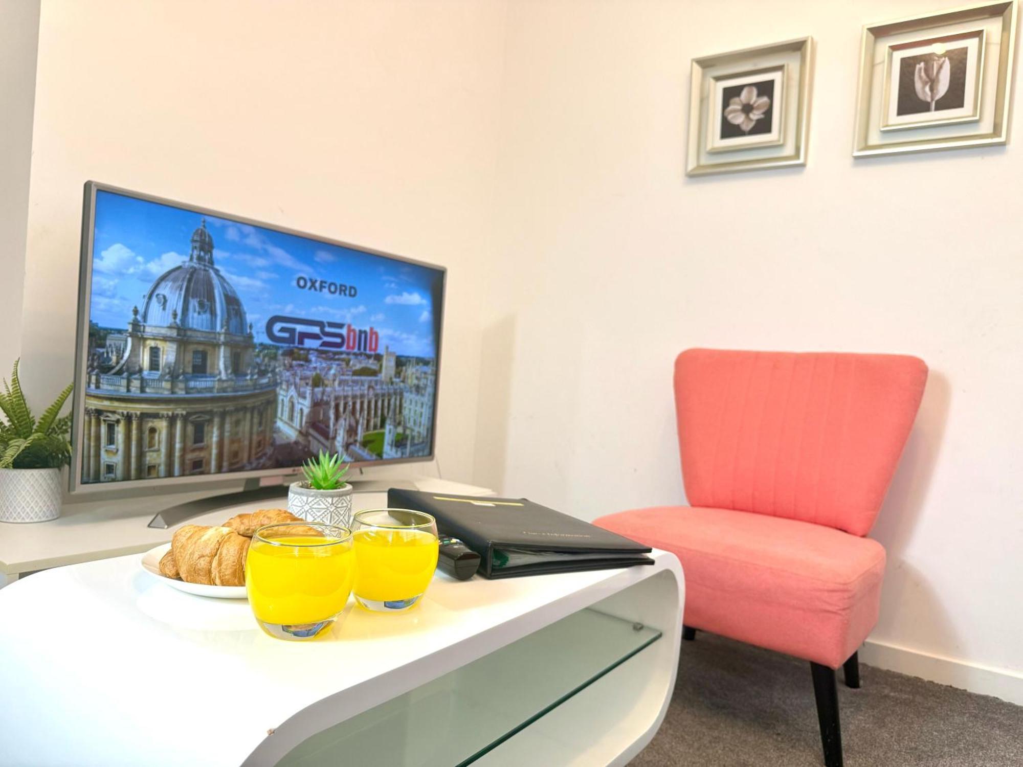 Walnut Flats-F5, Stylish 1-Bedroom - Parking, Netflix, Wifi - Close To Oxford, Bicester & Blenheim Palace Kidlington Extérieur photo